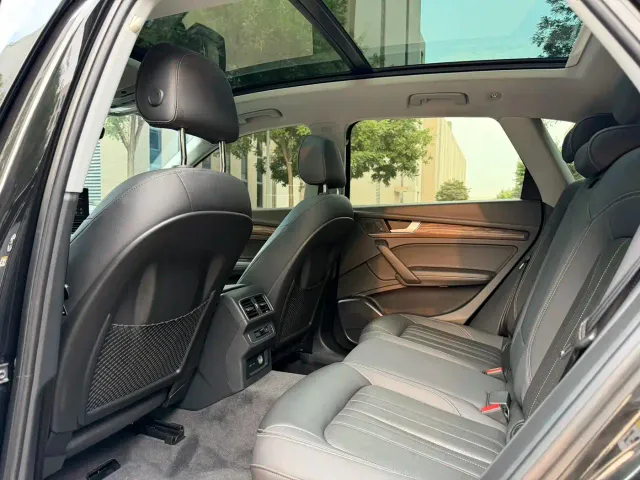 Audi Audi Q5L 2022 40T Fashion Elegance — Фото автомобиля 10
