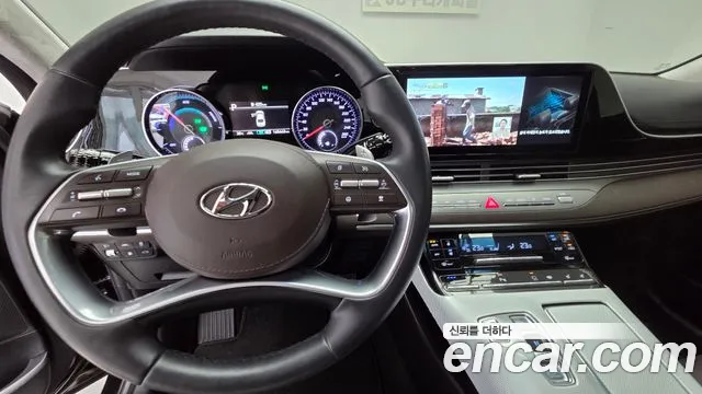 Hyundai Grandeur Grandeur (New) Hybrid — Фото автомобиля 19