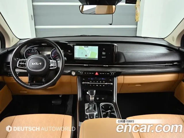 Kia Carnival Generation 4 — Фото автомобиля 7