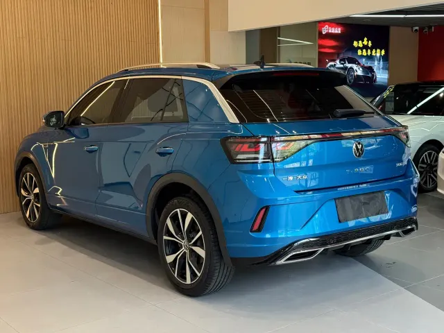 Volkswagen T-Roc — Фото автомобиля 19
