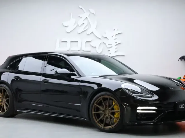 Porsche Panamera — Фото автомобиля 3