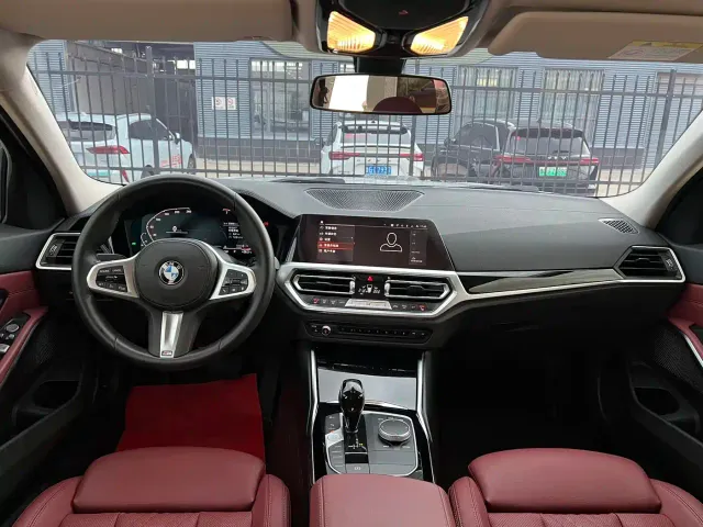 BMW 3 Series — Фото автомобиля 12