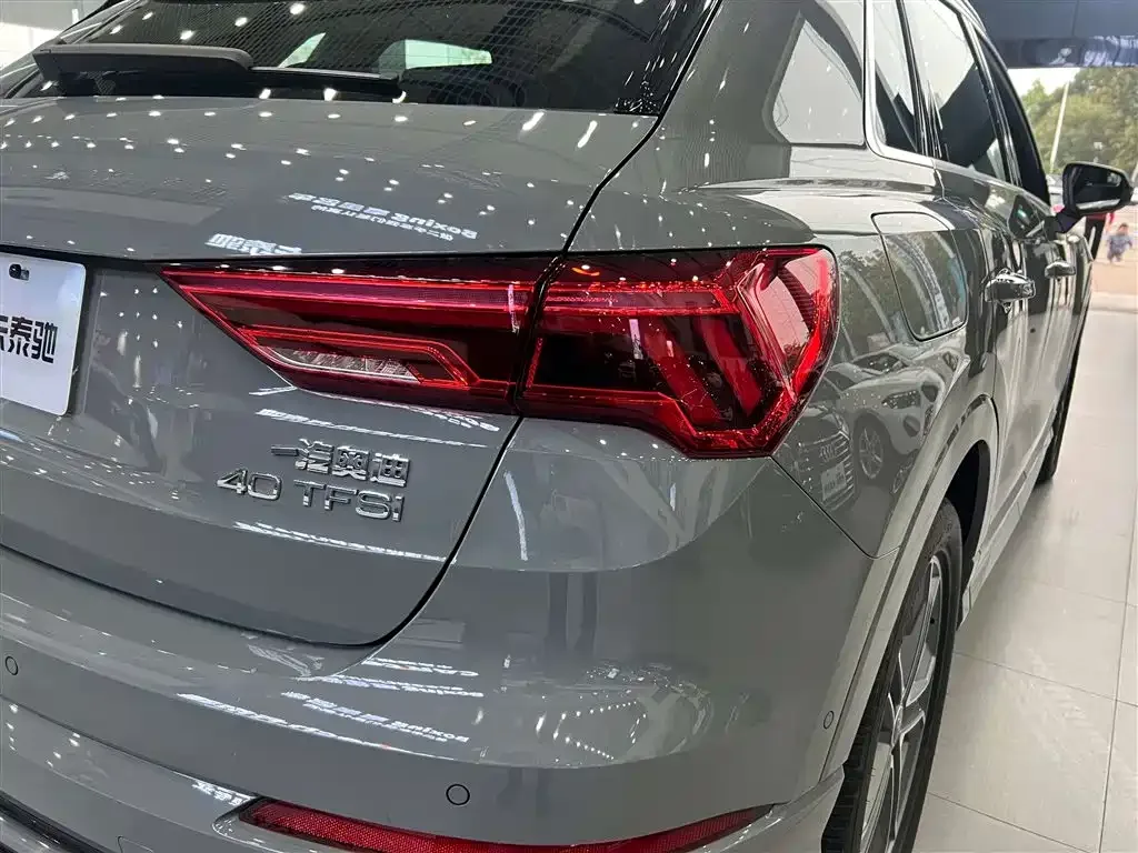 Audi Audi Q3 2024 40 TFSI Fashion Sport — Фото автомобиля 15