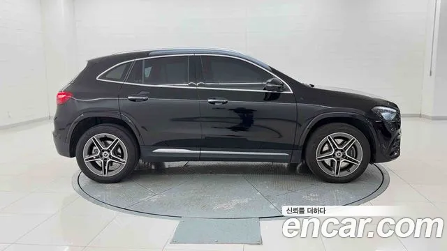 Mercedes-Benz GLA-Class H247 — Фото автомобиля 6