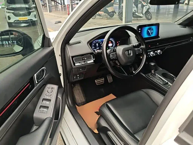 Honda Civic — Фото автомобиля 15