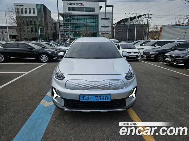 Фотография автомобиля — Kia Niro