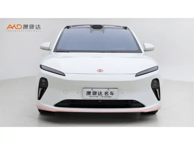 Nio ET5 — Фото автомобиля 2