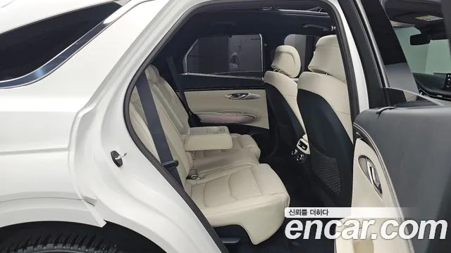 Genesis GV70 Electrified — Фото автомобиля 18