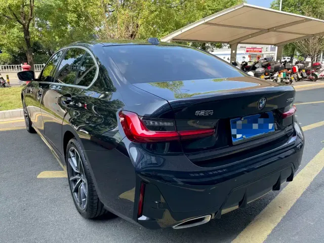 BMW 3 Series — Фото автомобиля 8