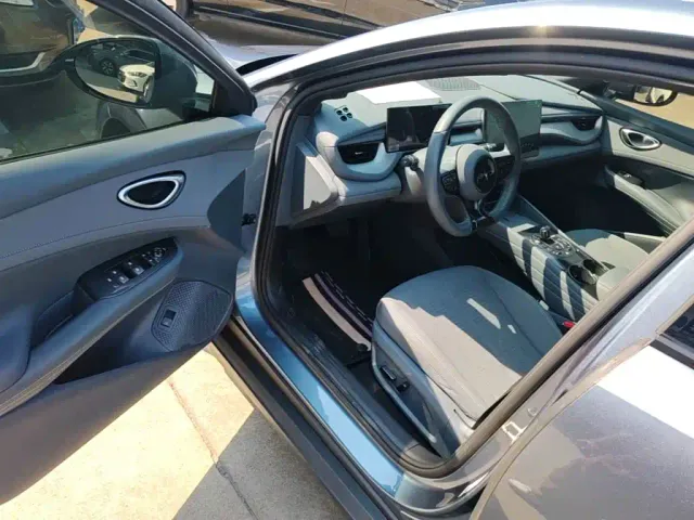 BYD Seal 06 GT — Фото автомобиля 15
