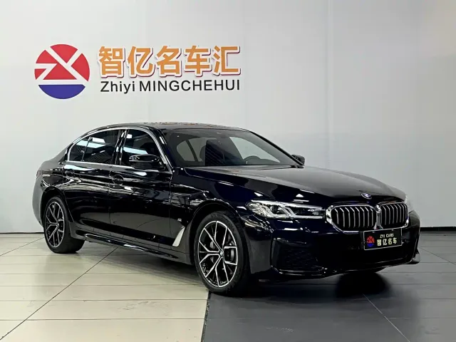 BMW 5 Series — Фото автомобиля 15