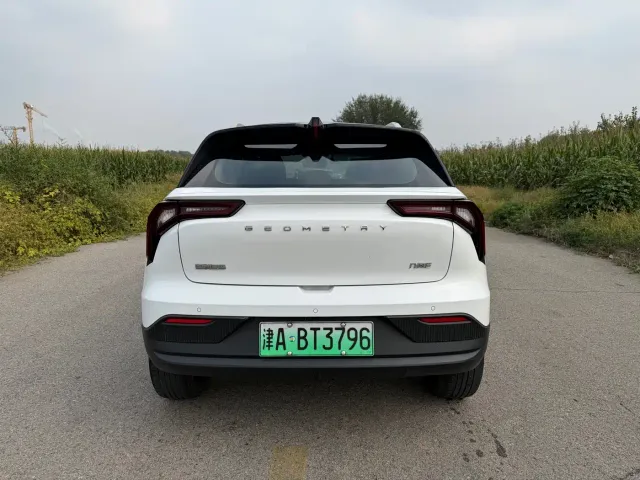 Geely Geometry E Firefly — Фото автомобиля 6