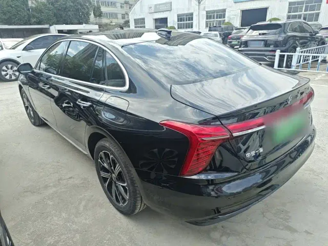 Hongqi H5 PHEV — Фото автомобиля 4