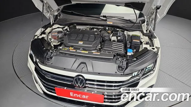 Volkswagen Arteon Arteon 2.0 TDI R-LINE 4Motion — Фото автомобиля 6
