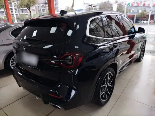 BMW X3 — Фото автомобиля 4