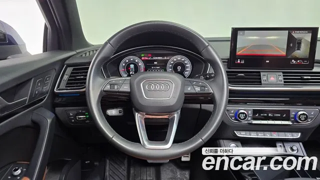Audi Q5 45 TFSI quattro Premium — Фото автомобиля 13
