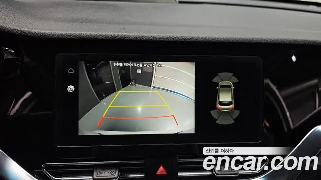 Kia Niro — Фото автомобиля 14