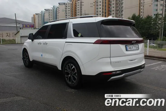 Kia Canival Carnival 4 поколение Бензин 11 мест Prestige — Фото автомобиля 4