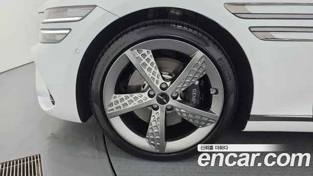 Genesis G80 RG3 — Фото автомобиля 5