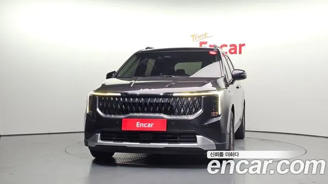 Kia Carnival Generation 4 — Фото автомобиля 3