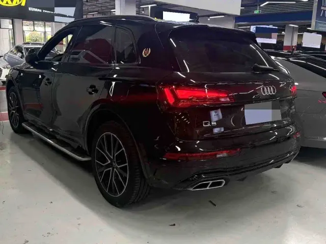 Audi Q5L — Фото автомобиля 4