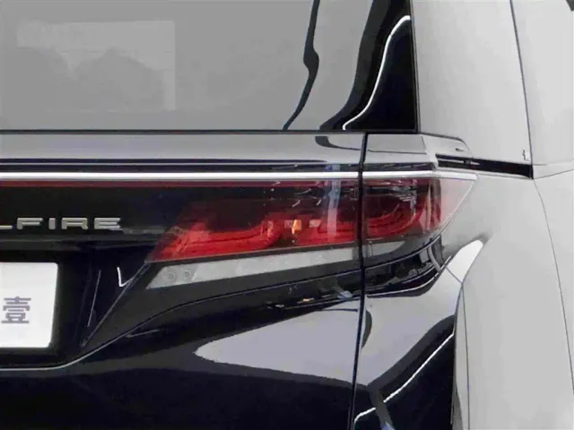 Toyota Vellfire — Фото автомобиля 6