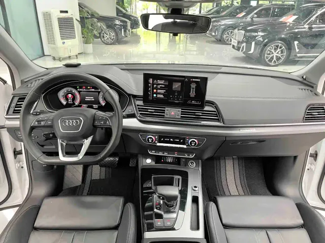 Audi Q5L — Фото автомобиля 4