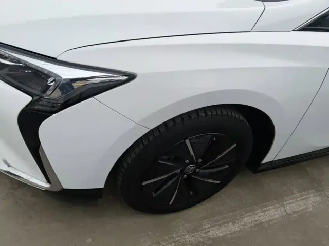 Buick Velite 6 — Фото автомобиля 24