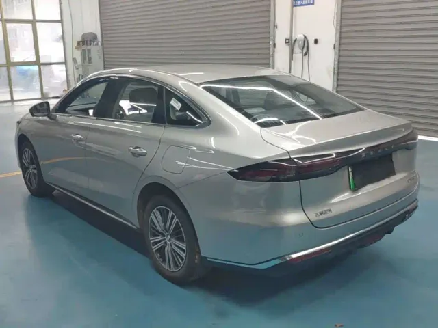 Geely Galaxy Stellar 6 — Фото автомобиля 4