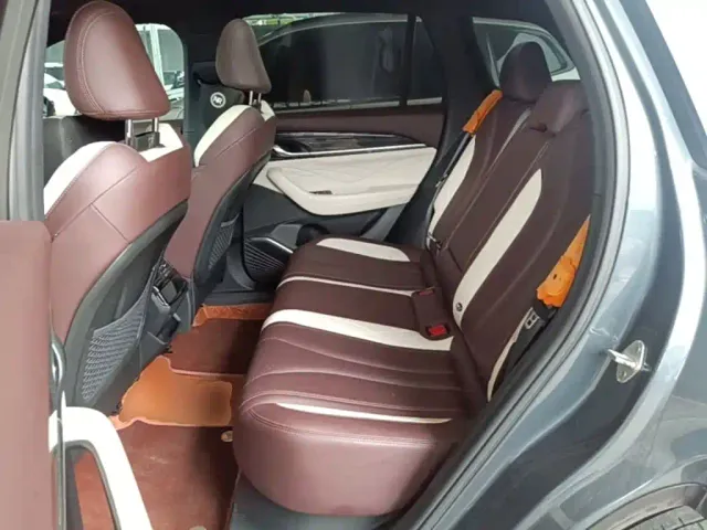 Geely Xingyue L — Фото автомобиля 16
