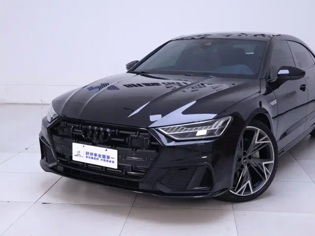 Audi A7L — Фото автомобиля 3
