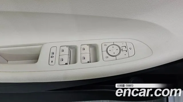 Hyundai Grandeur New — Фото автомобиля 29
