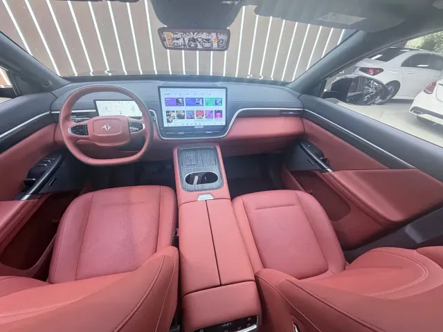 Dongfeng eπ 008 — Фото автомобиля 19