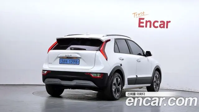 Kia Niro All Niro EV Air — Фото автомобиля 2