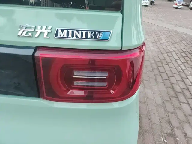 Wuling Hongguang Mini EV — Фото автомобиля 7
