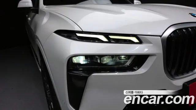 BMW X7 — Фото автомобиля 19