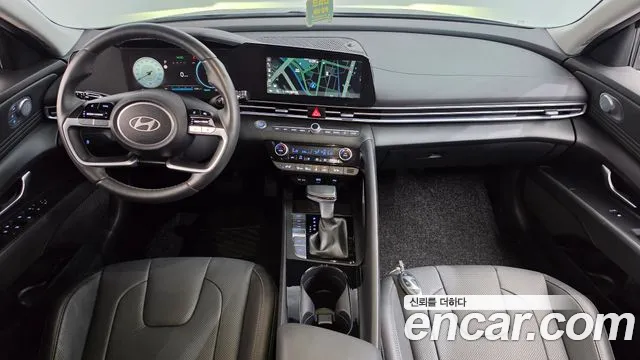 Hyundai Avante — Фото автомобиля 10