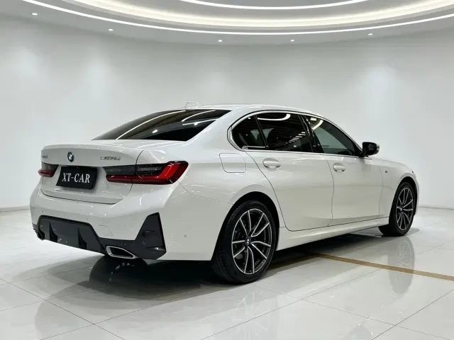 BMW 3 Series — Фото автомобиля 9