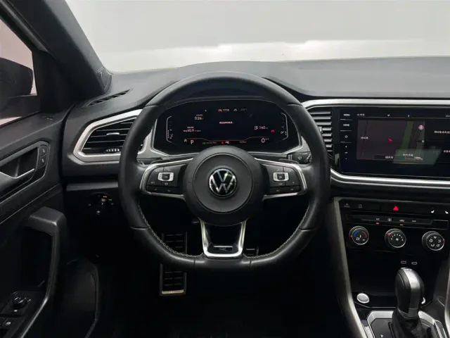 Volkswagen T-Roc — Фото автомобиля 19