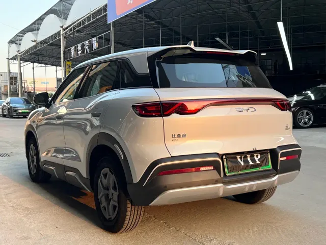 BYD Yuan UP — Фото автомобиля 7