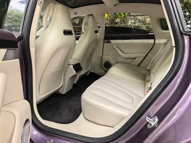 Luxeed S7 — Фото автомобиля 9