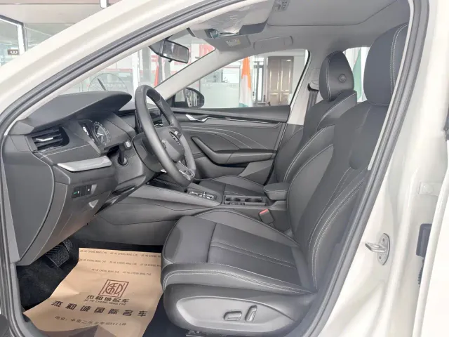 Skoda Octavia — Фото автомобиля 4