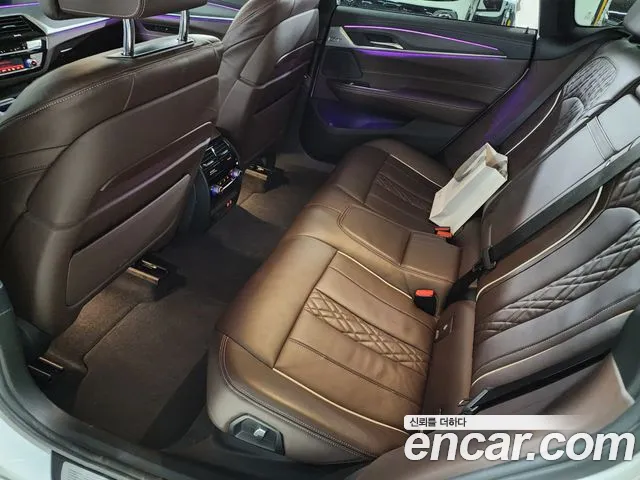 BMW Gran Turismo — Фото автомобиля 10