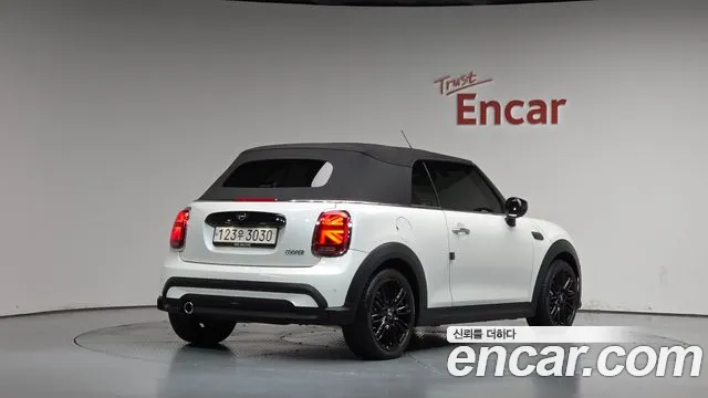 MINI Cooper Convertible — Фото автомобиля 26