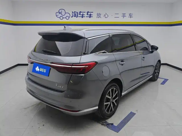 BYD Song MAX — Фото автомобиля 3