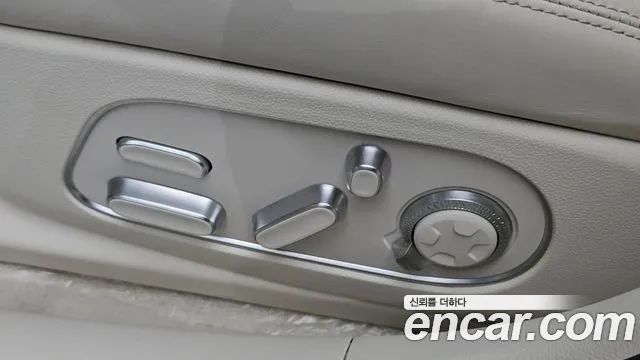 Genesis G90 — Фото автомобиля 26