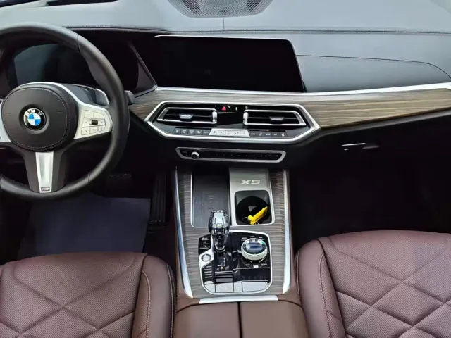 BMW X5 — Фото автомобиля 2