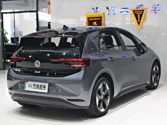 Volkswagen ID.3 — Фото автомобиля 14