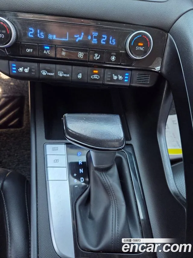 Hyundai Avante CN7 — Фото автомобиля 9