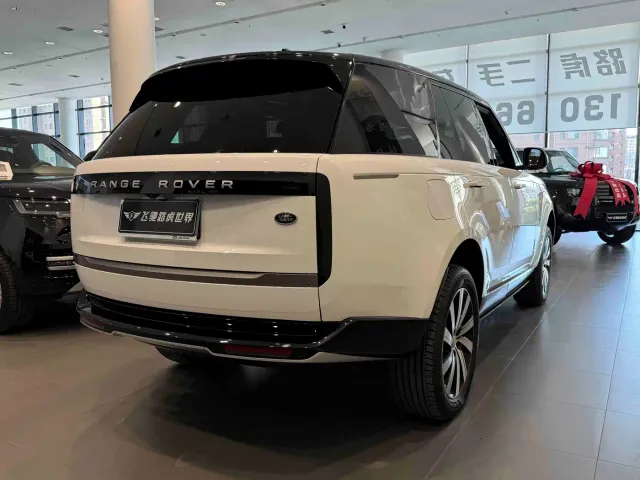 Land Rover Range Rover — Фото автомобиля 22